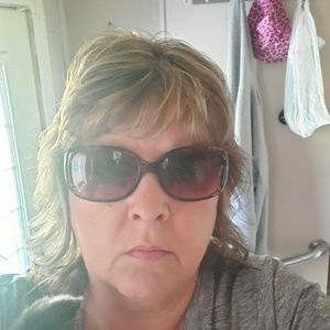 Meet your Posher, Sherry